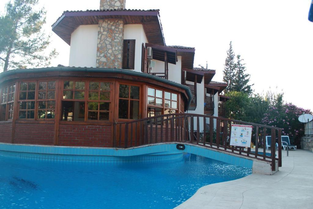 Elze Hotel Олудениз Экстерьер фото